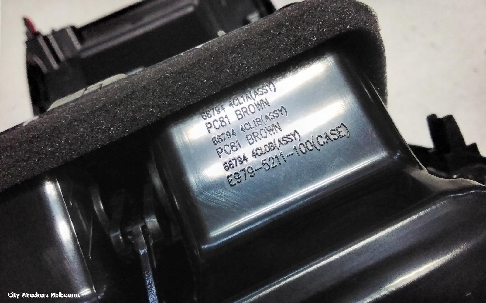 MITSUBISHI OUTLANDER, ZM, 08/2021 ONWARDS, REAR CONSOL AIRVENT WITH REAR SEAT WARMER SWITCH: 147943