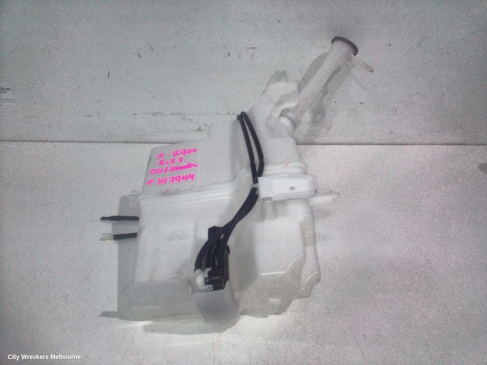 MITSUBISHI OUTLANDER WASHER BOTTLE, ZM, 08/2021 ONWARDS