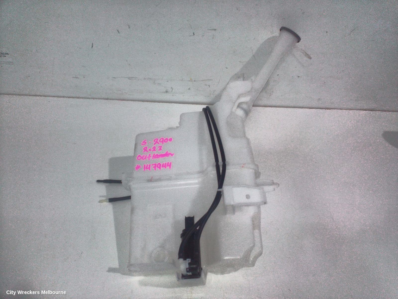 MITSUBISHI OUTLANDER WASHER BOTTLE, ZM, 08/2021 ONWARDS