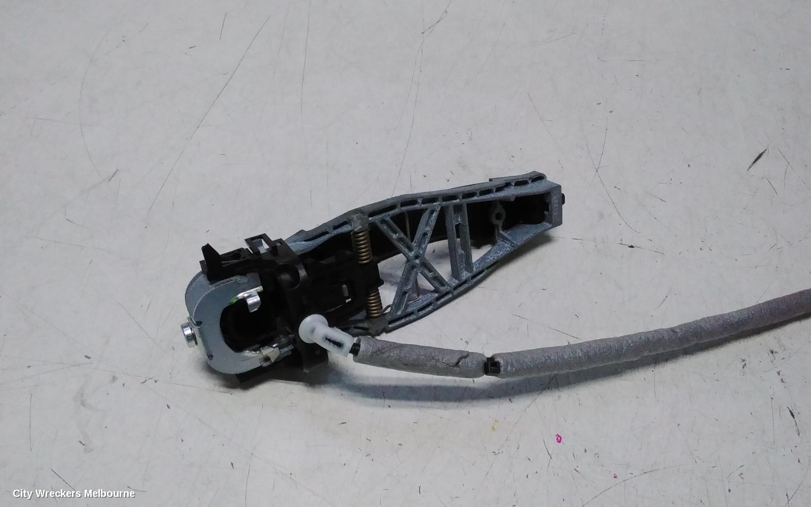 VOLKSWAGEN TRANSPORTER DOOR HANDLE, T5, RH FRONT, OUTER, 08/2004 - 06/2015