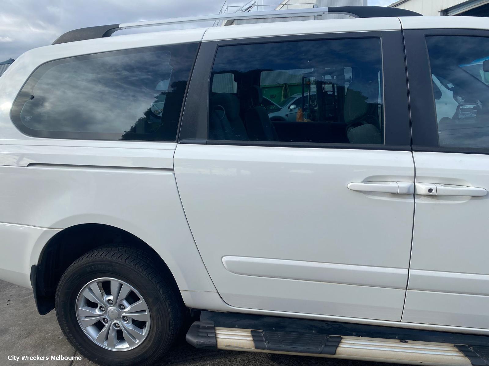 KIA CARNIVAL/GRAND CARNIVAL LEFT FRONT DOOR, VQ, 01/2006 - 12/2014