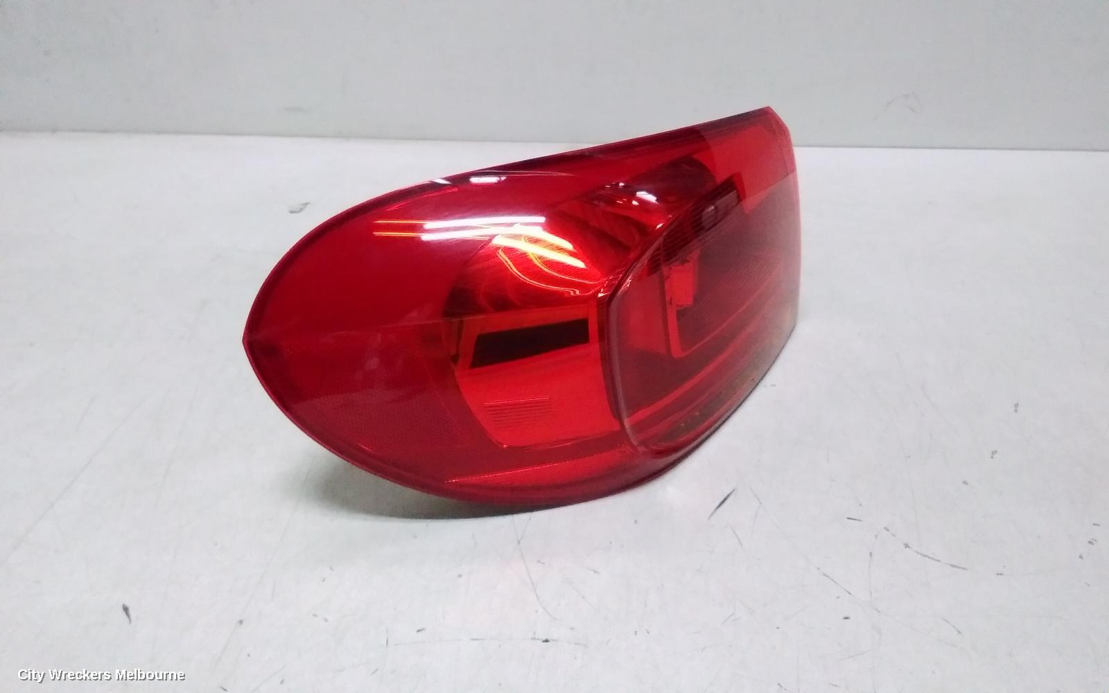 VOLKSWAGEN TIGUAN LEFT TAILLIGHT, 5N, 07/2011 - 08/2016