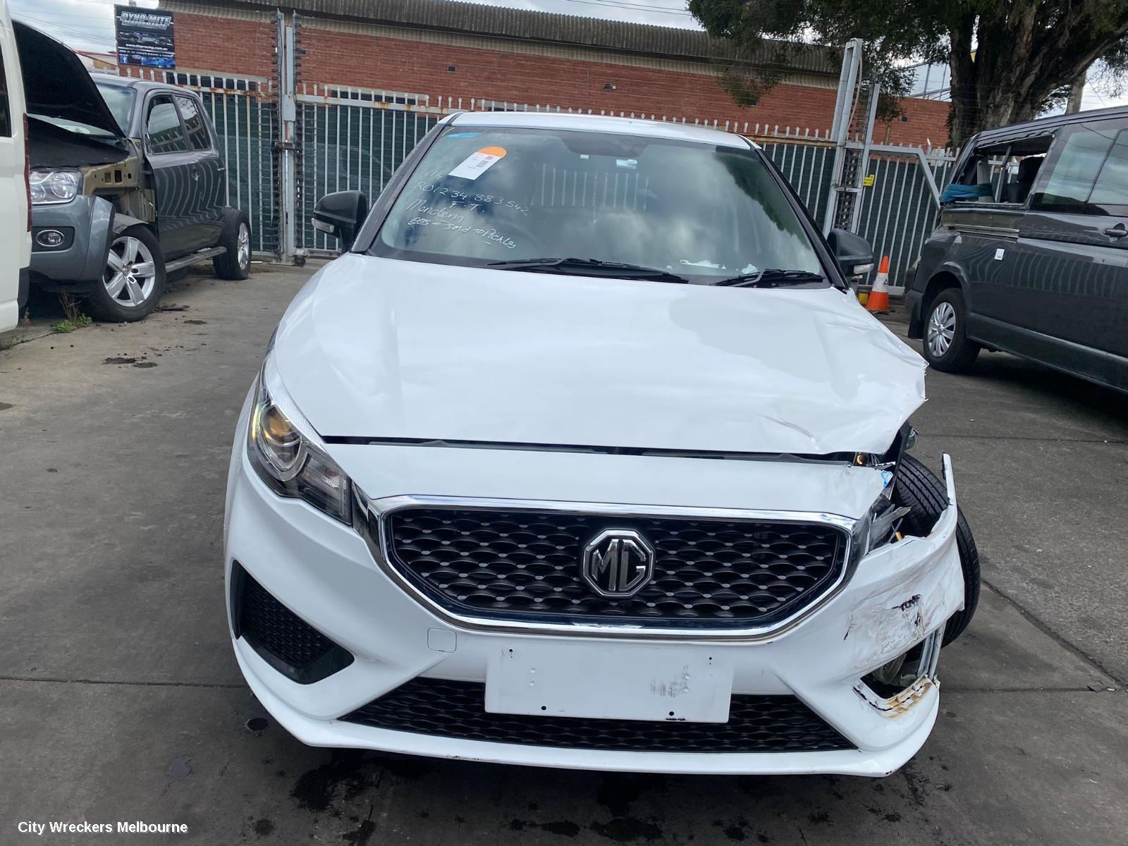 MG MG3 LEFT DOOR MIRROR, SZP1, BLACK, 07/2016 ONWARDS