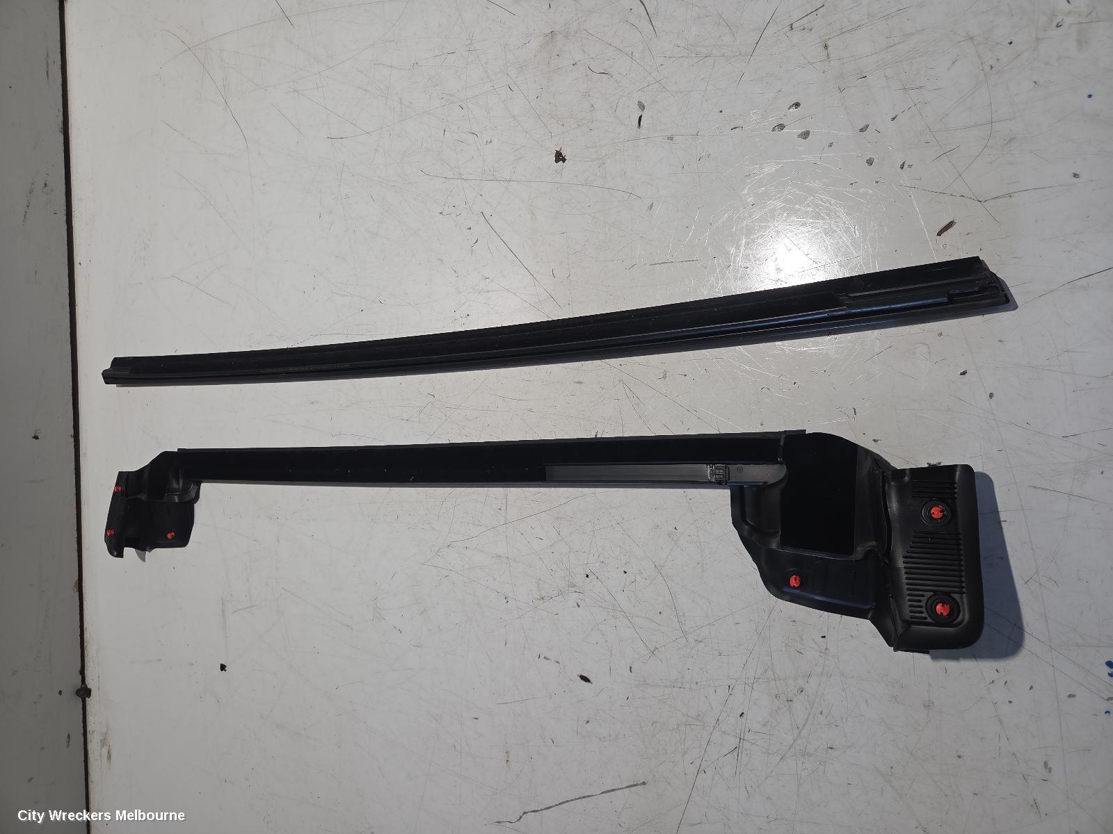 TESLA MODEL Y DOOR MOULD, LHR BELT MOULD (INNER AND OUTTER) - 2025+: 148056, 1ST GEN, 03/2022 ONWARDS