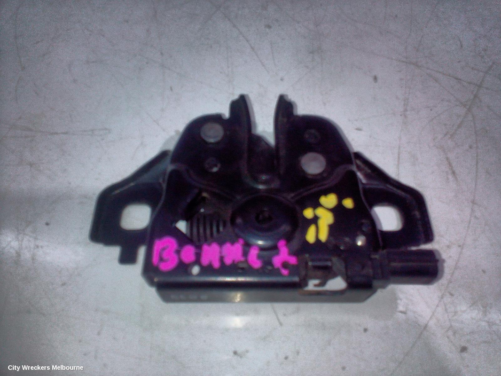 MITSUBISHI OUTLANDER BONNET LOCK/SUPPORT, ZM, 08/2021 ONWARDS
