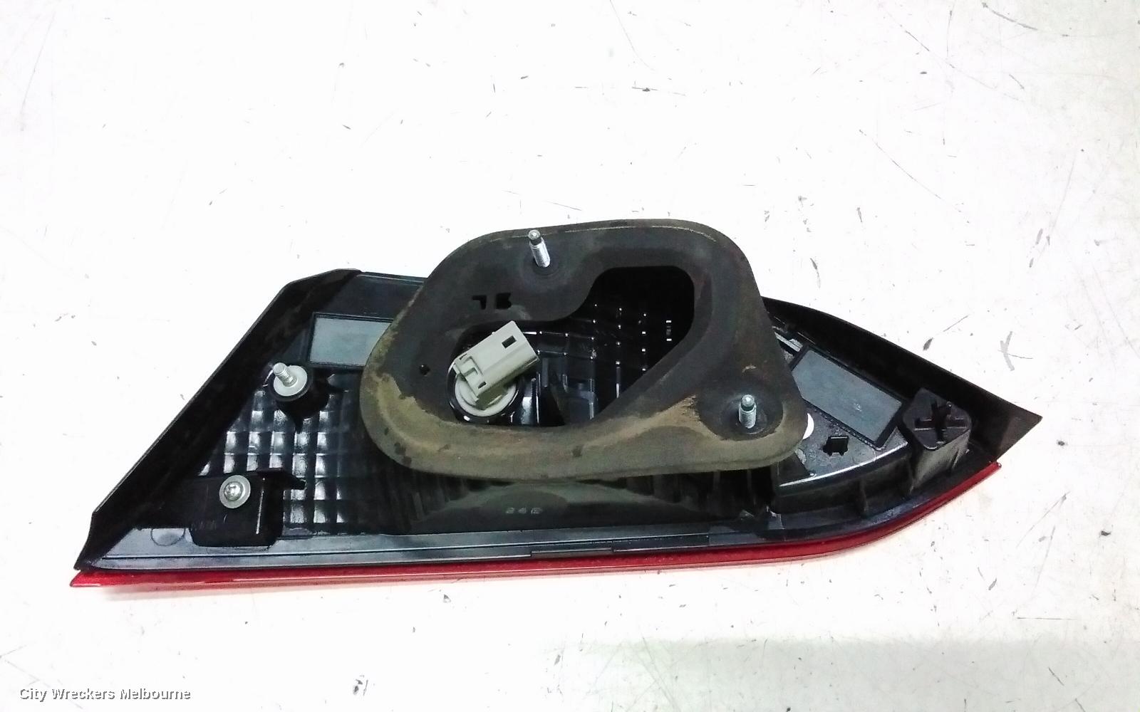 TOYOTA CAMRY REAR GARNISH, BOOTLID LAMP (LH SIDE), HALOGEN TYPE, XV70, 02/2021 - 05/2024