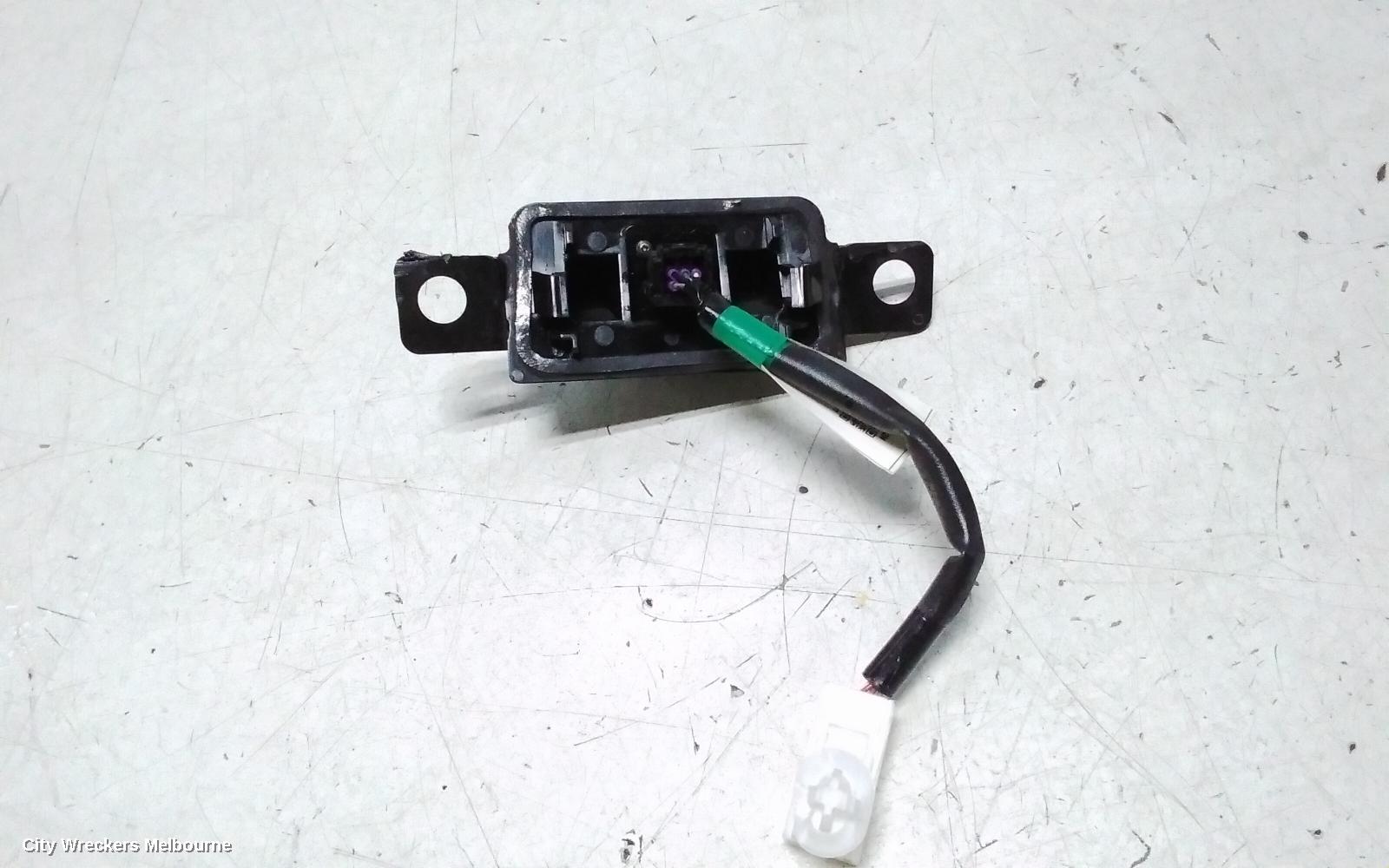 TOYOTA CAMRY REVERSE CAMERA, REVERSE CAMERA, XV70, 09/2020 - 05/2024