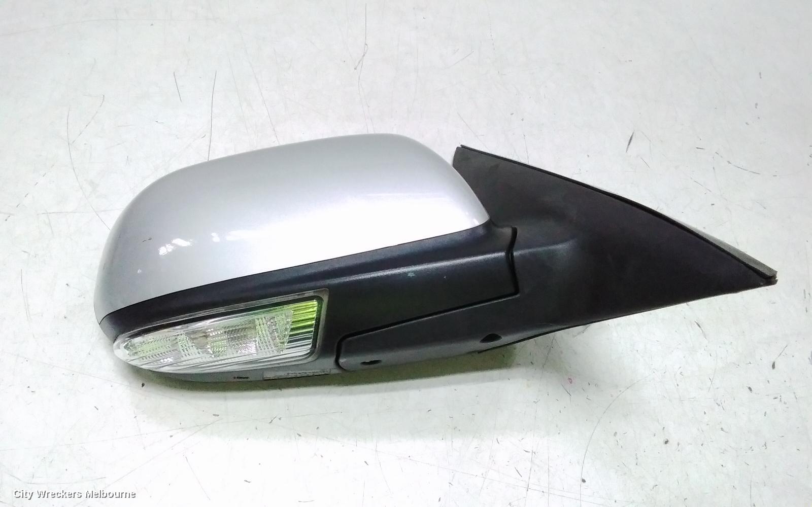 HOLDEN EPICA RIGHT DOOR MIRROR, EP 02/2007 - 12/2011