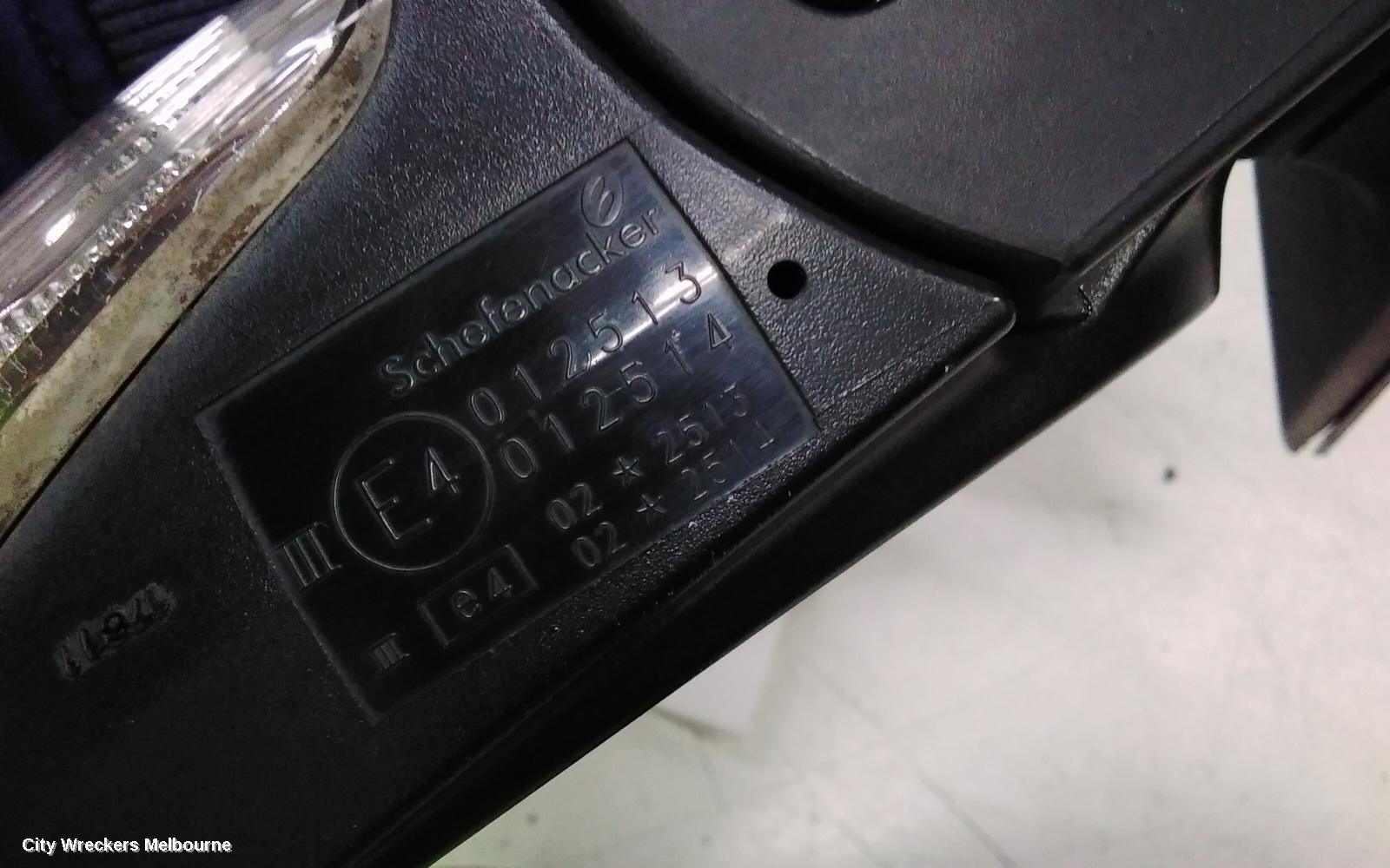 HOLDEN EPICA RIGHT DOOR MIRROR, EP 02/2007 - 12/2011