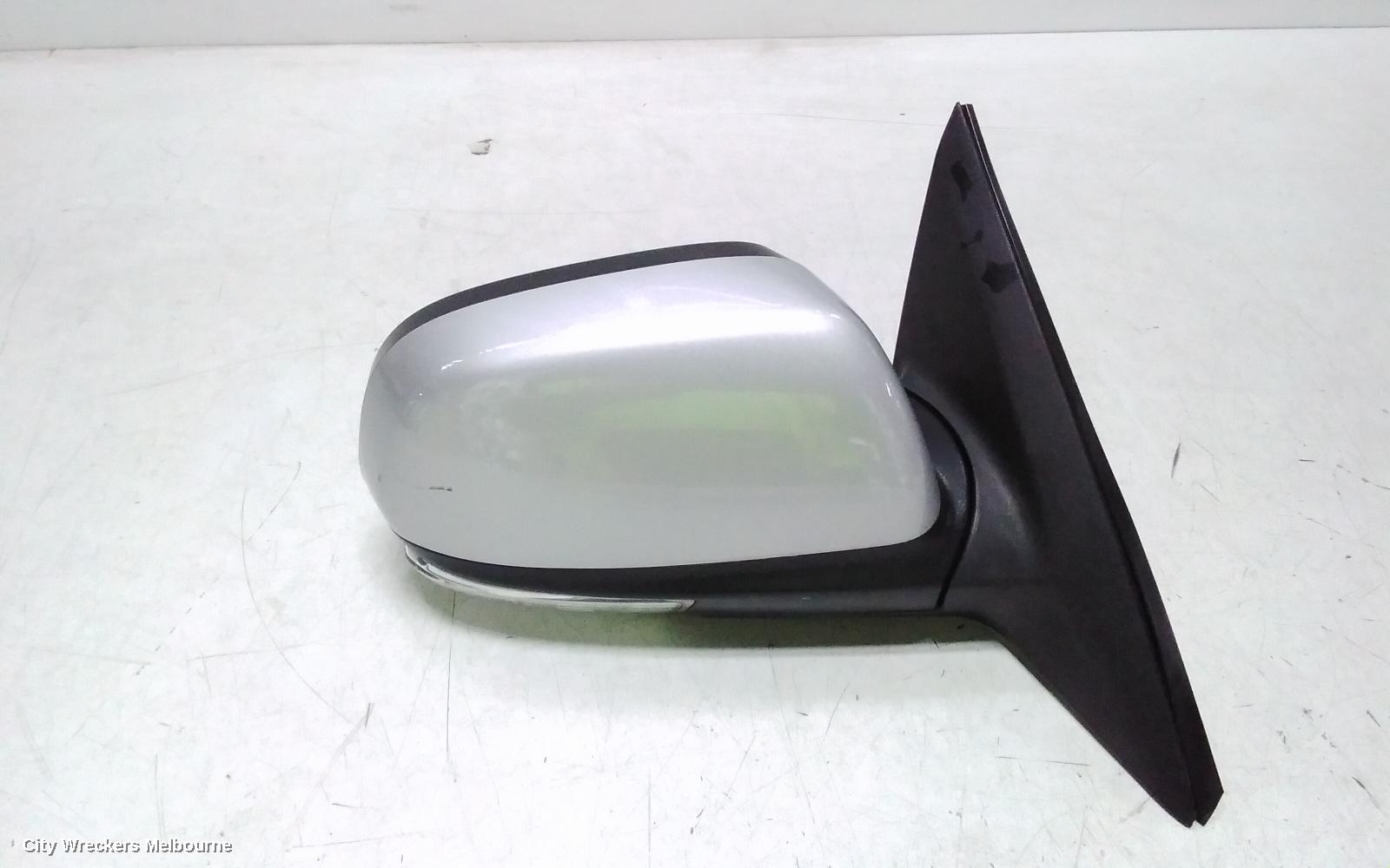 HOLDEN EPICA RIGHT DOOR MIRROR, EP 02/2007 - 12/2011