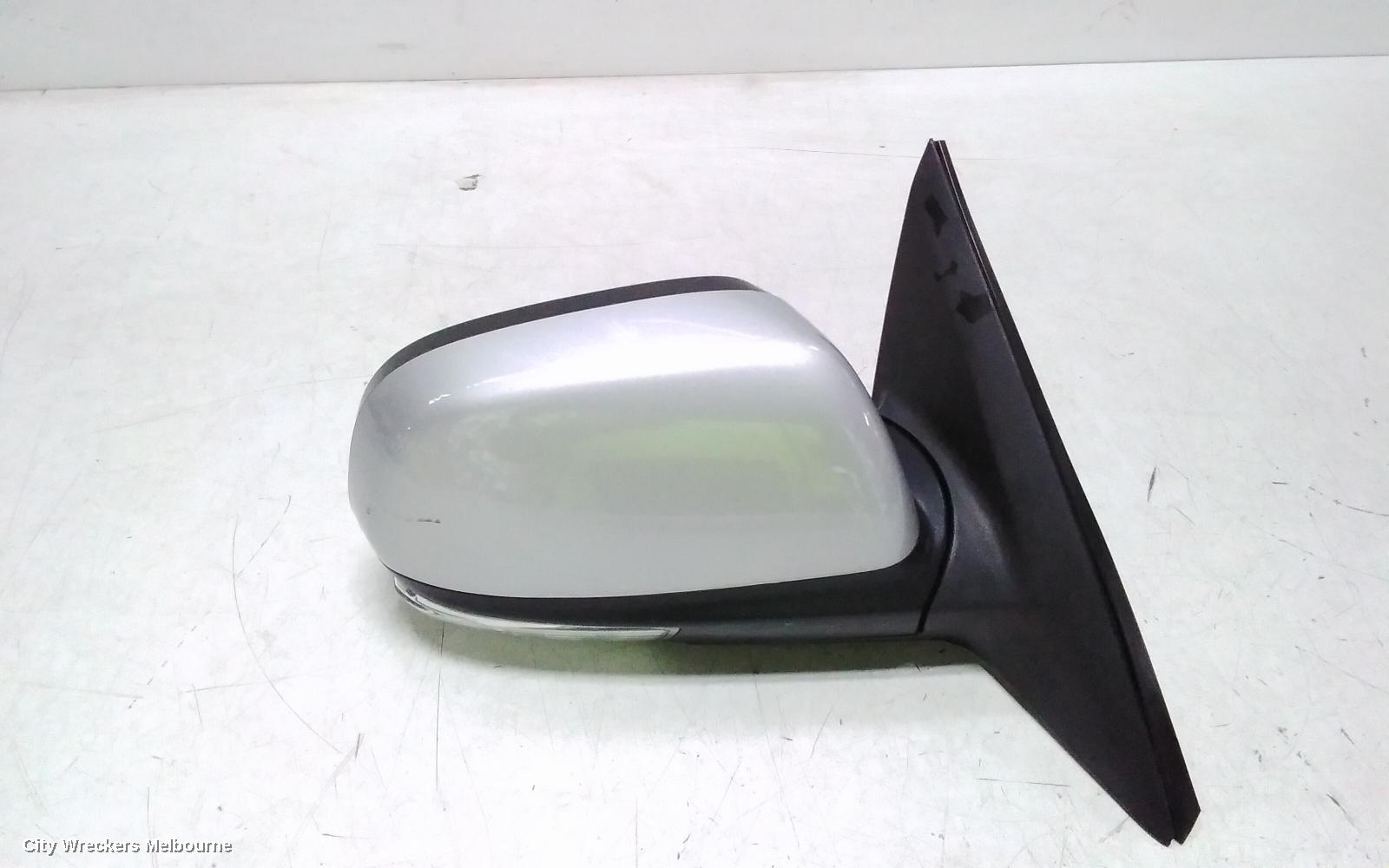 HOLDEN EPICA RIGHT DOOR MIRROR, EP 02/2007 - 12/2011