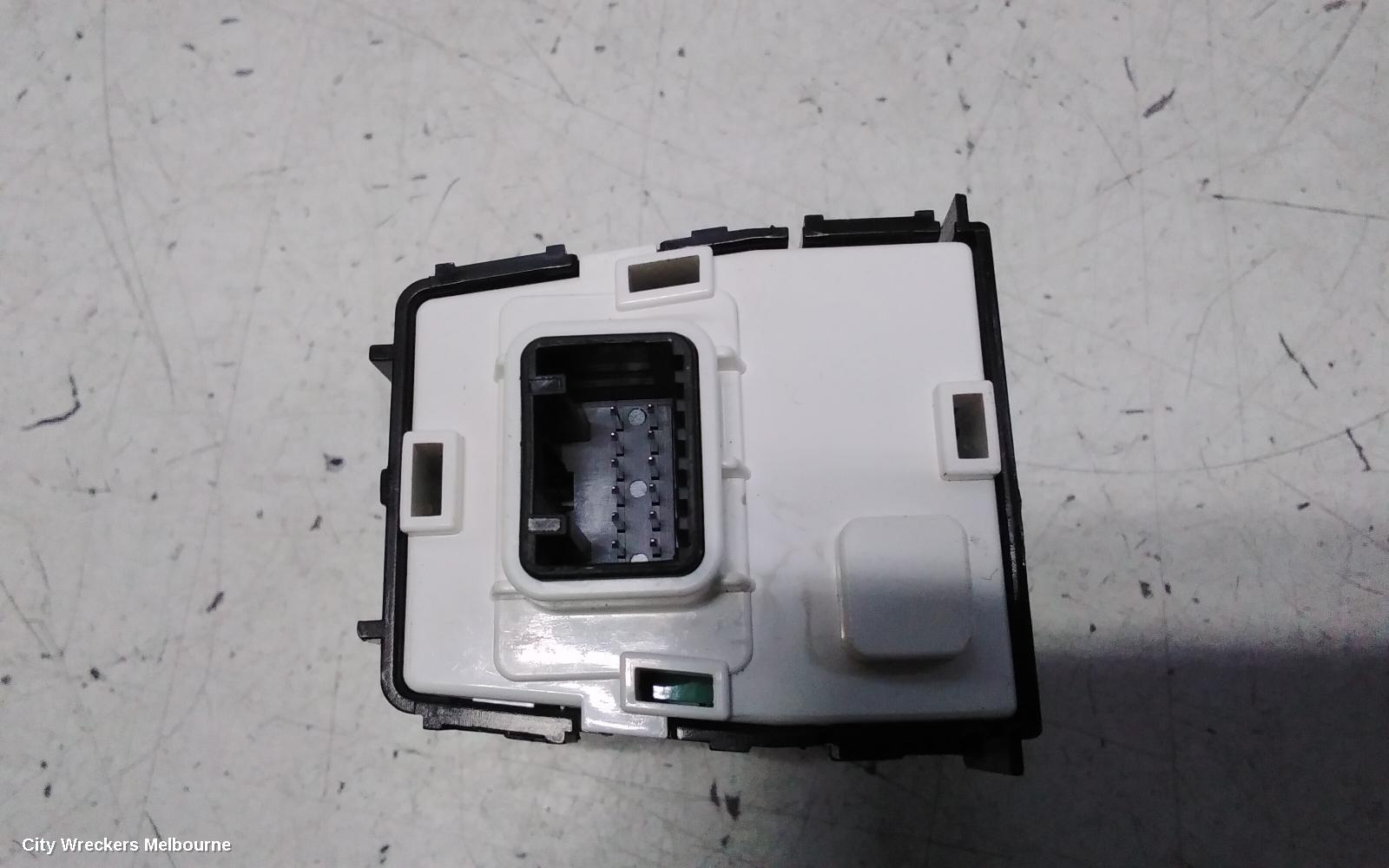 KIA CERATO, BD, MIRROR SWITCH, W/ POWER FOLD TYPE, 04/2018 - 09/2024