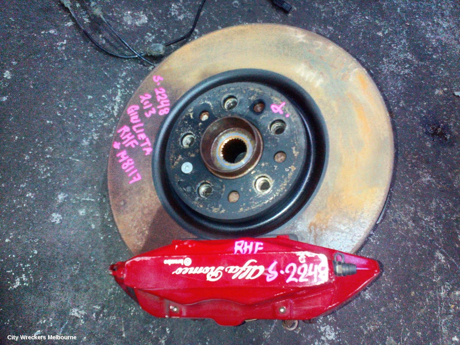 ALFA ROMEO GIULIETTA RIGHT FRONT HUB ASSEMBLY, SUIT SINGLE SPOT CALIPER TYPE, 940 SERIES, 06/2011 ONWARDS