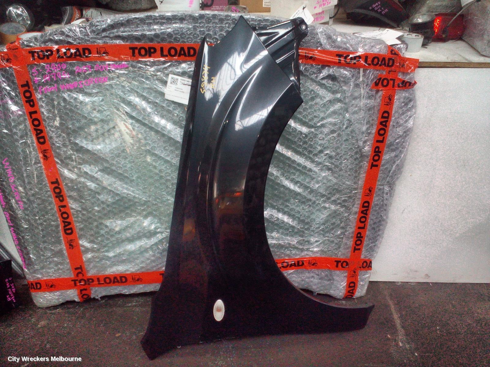 MAHINDRA XUV700 MOUNT, W601, 01/2023 ONWARDS