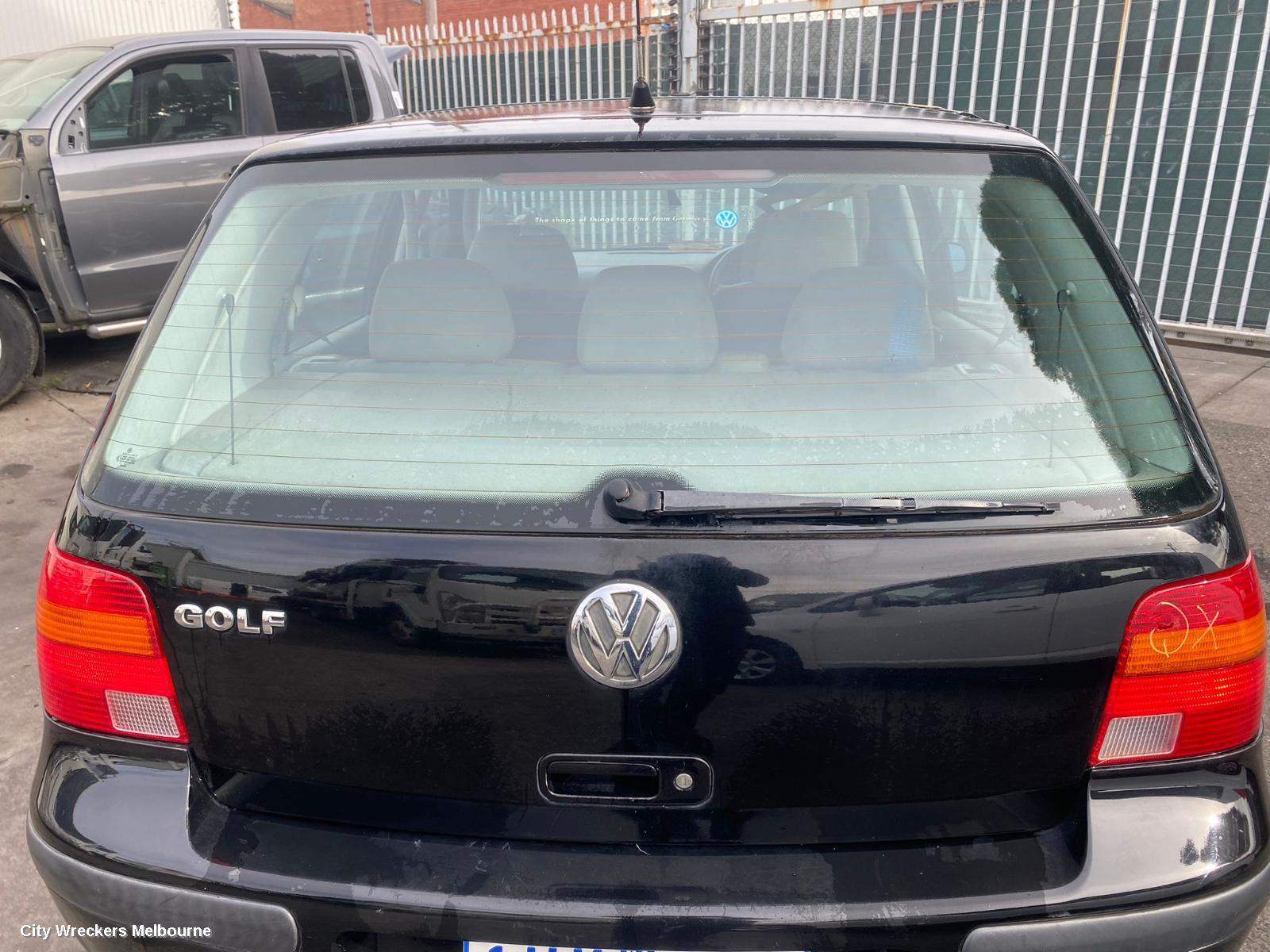 VOLKSWAGEN GOLF LEFT GUARD, GEN 4, HATCH, 09/1998 - 06/2004