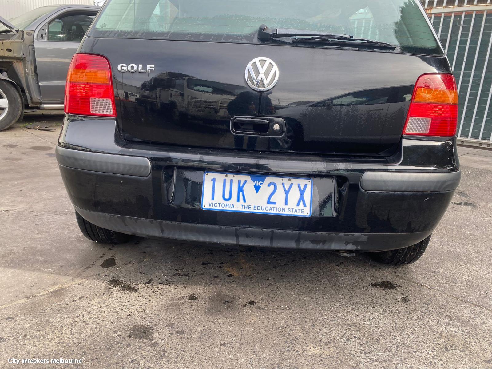 VOLKSWAGEN GOLF LEFT GUARD, GEN 4, HATCH, 09/1998 - 06/2004