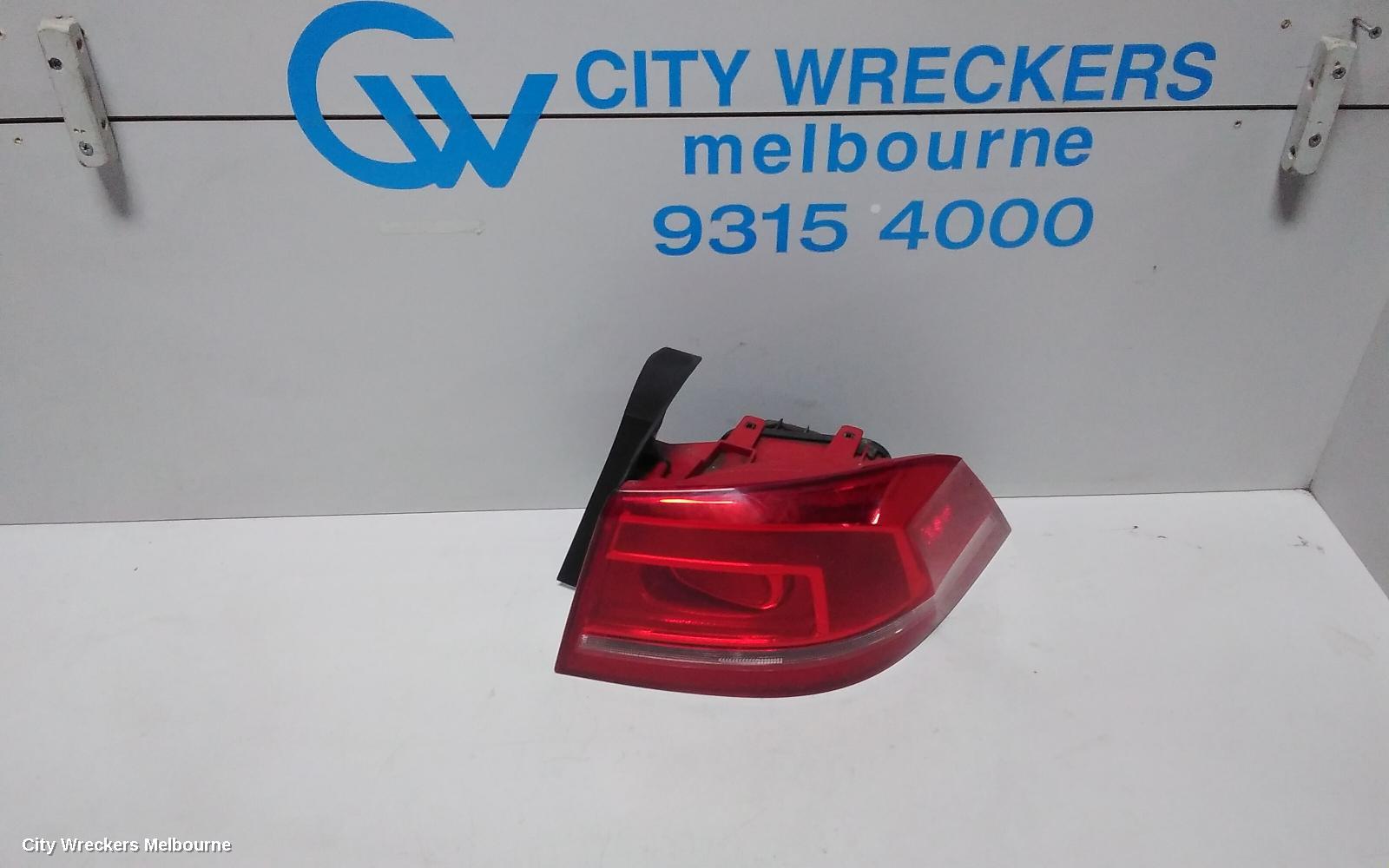 VOLKSWAGEN PASSAT RIGHT TAILLIGHT, 3C/MK6 B7, SEDAN, NON LED TYPE, 09/2010 - 05/2015
