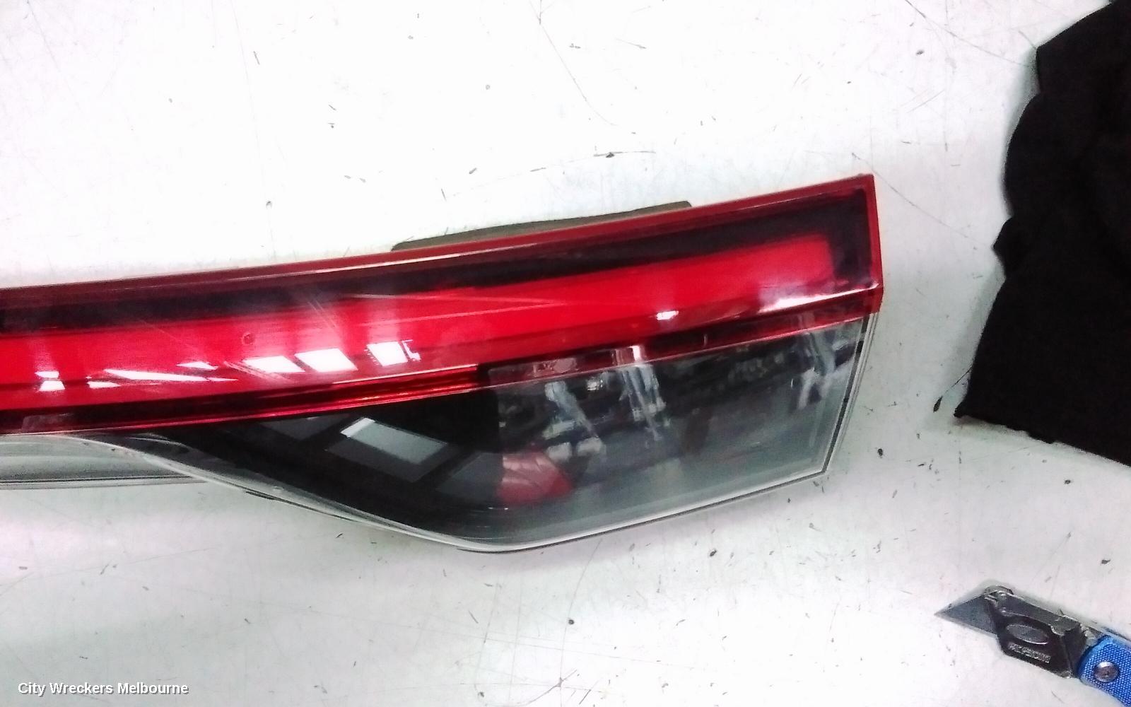 HONDA HRV REAR GARNISH, TAILGATE LAMP (RH SIDE), W/ LED TYPE, RV, 12/2021 - 02/2024