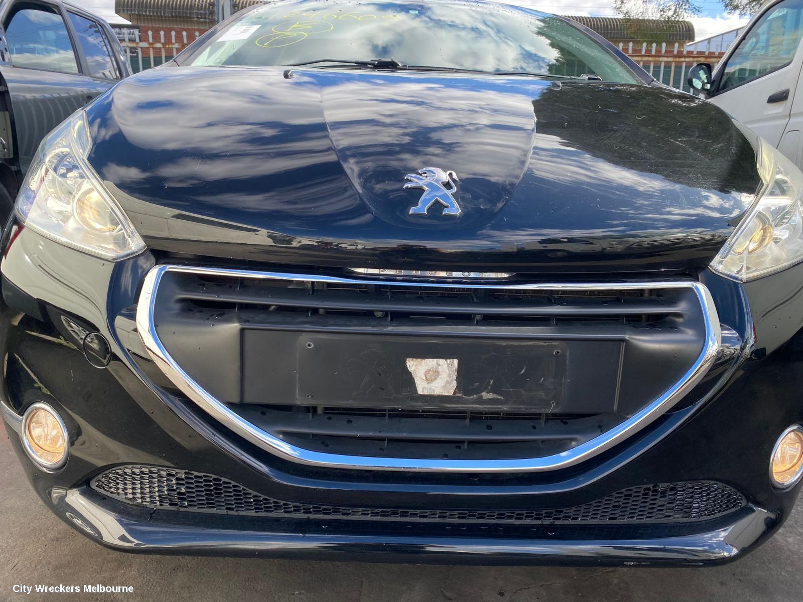 PEUGEOT 208 HIGH LEVEL STOPLIGHT, A9, 10/2012 - 12/2018