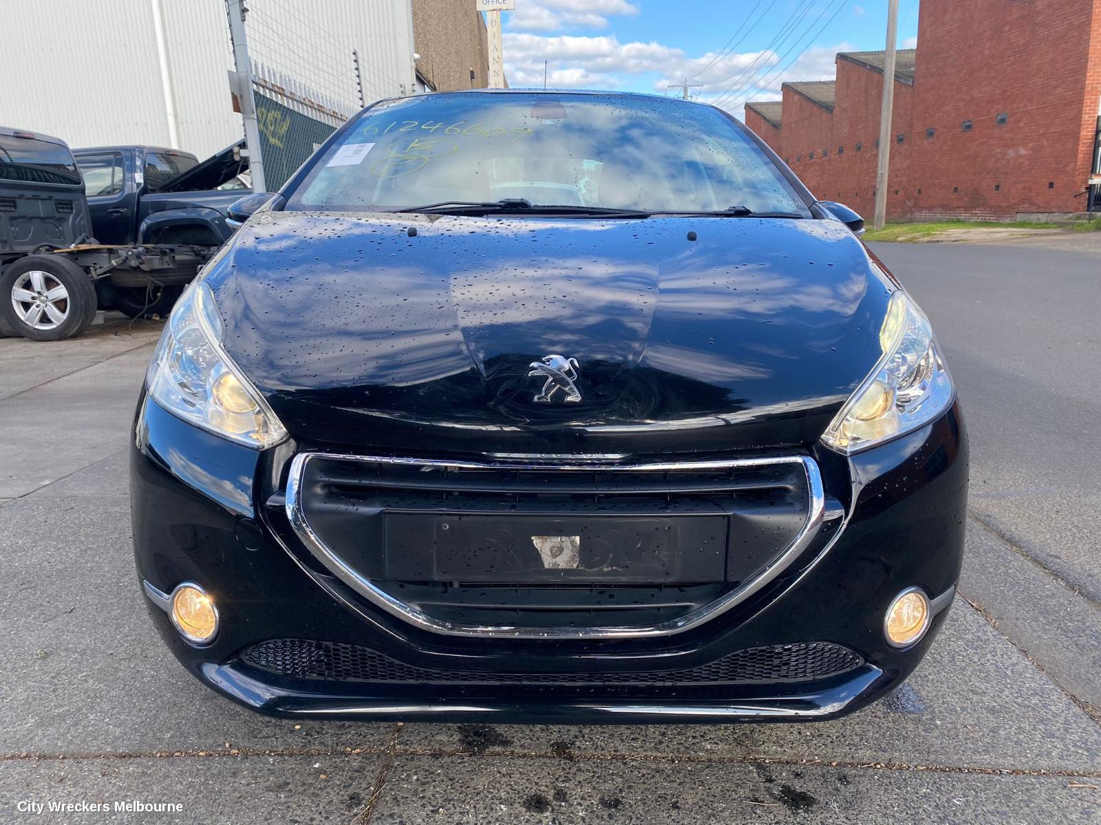 PEUGEOT 208 HIGH LEVEL STOPLIGHT, A9, 10/2012 - 12/2018