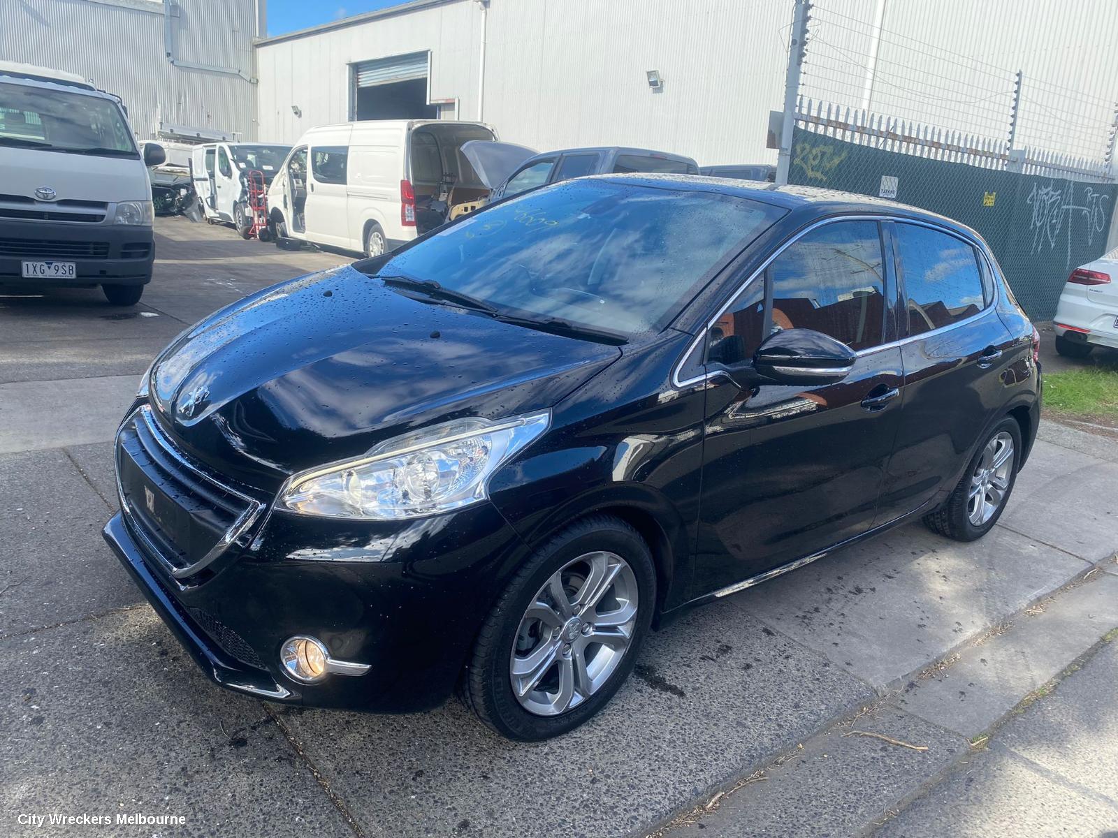 PEUGEOT 208 HIGH LEVEL STOPLIGHT, A9, 10/2012 - 12/2018