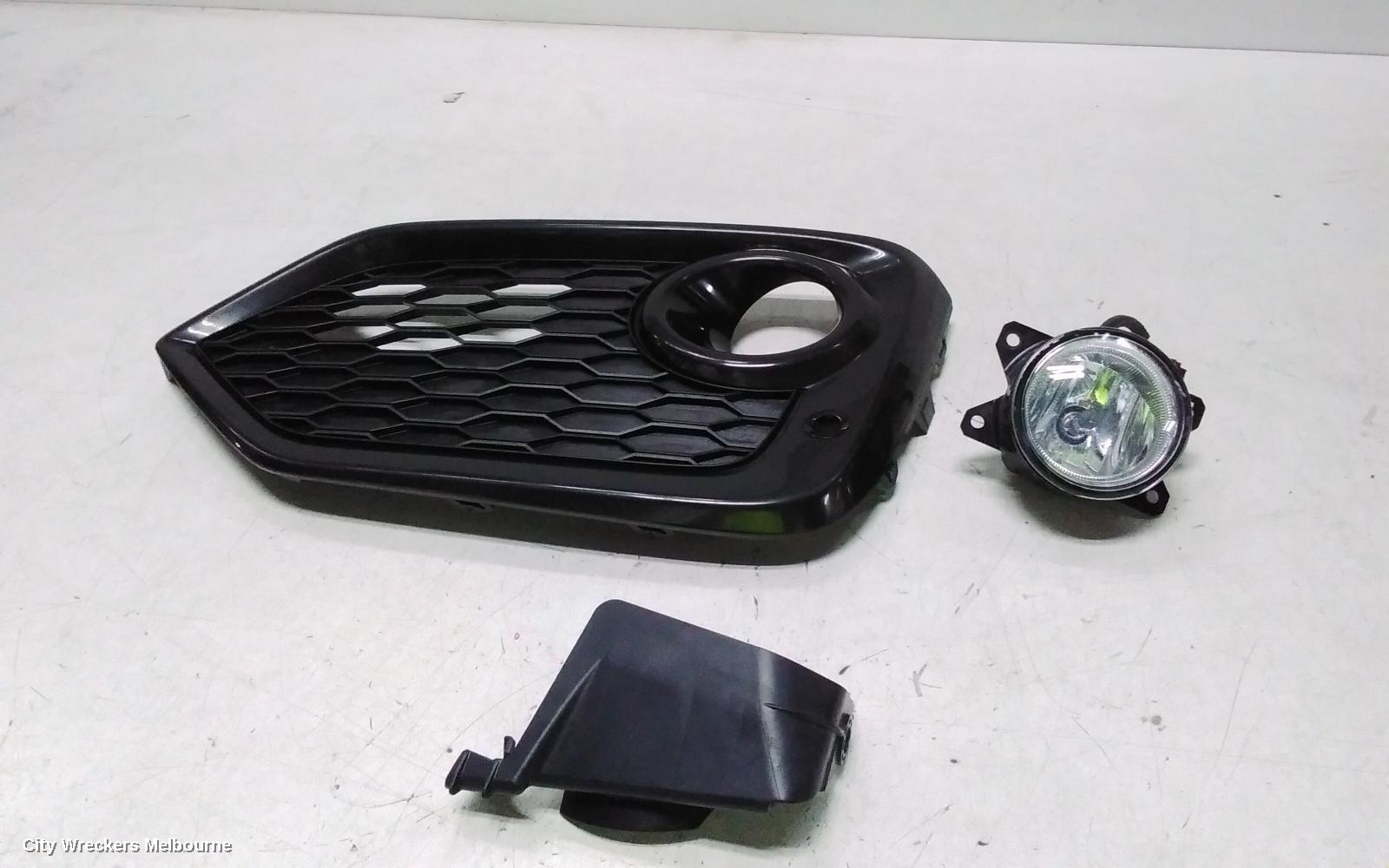 HONDA CIVIC RIGHT INDICATOR/FOG/SIDE, BUMPER FOGLAMP, 10TH GEN, SEDAN/HATCH, HALOGEN TYPE, 05/2016 - 08/2021