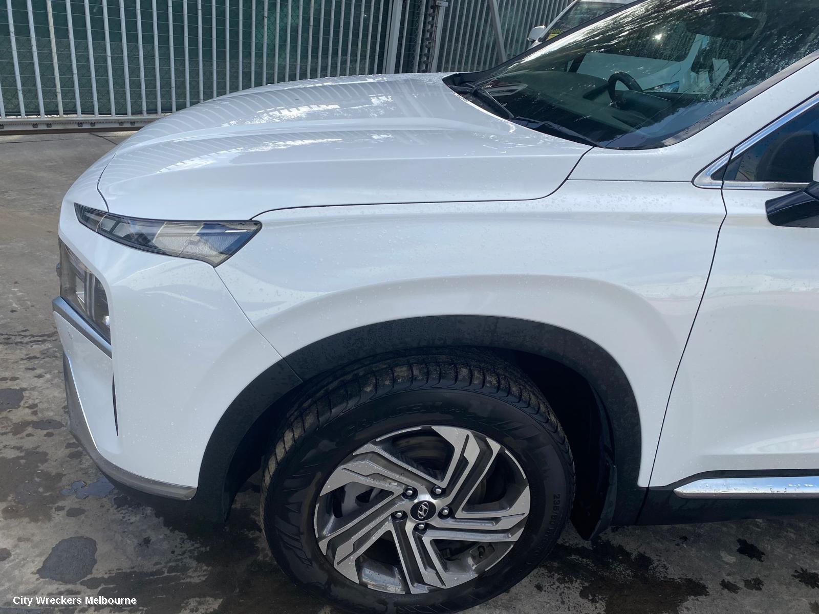HYUNDAI SANTA FE LEFT REAR DOOR WINDOW, DARK TINT TYPE, TM, 03/2018 ONWARDS