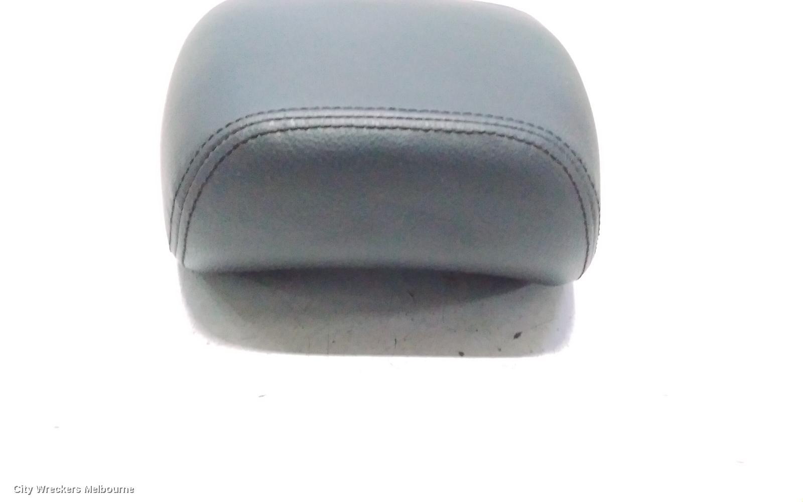 VOLKSWAGEN GOLF HEADREST, RH FRONT, GEN 6, 10/2008 - 12/2015