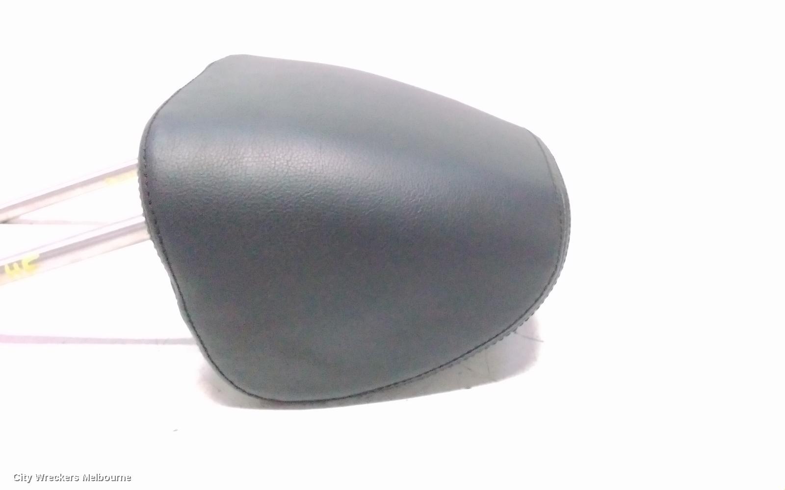 VOLKSWAGEN GOLF HEADREST, RH FRONT, GEN 6, 10/2008 - 12/2015