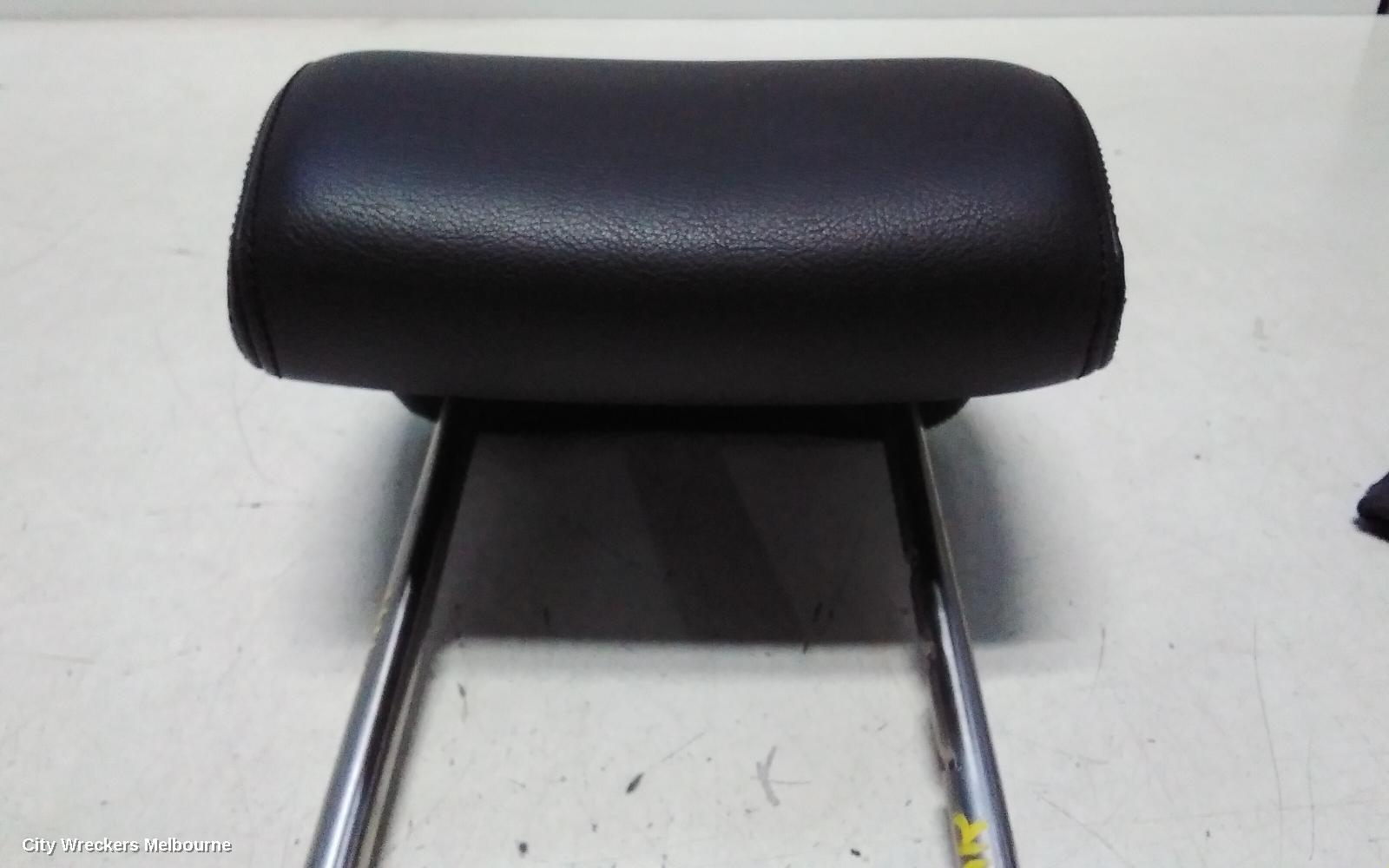 VOLKSWAGEN GOLF HEADREST, RH REAR, GEN 6, 10/2008 - 12/2015