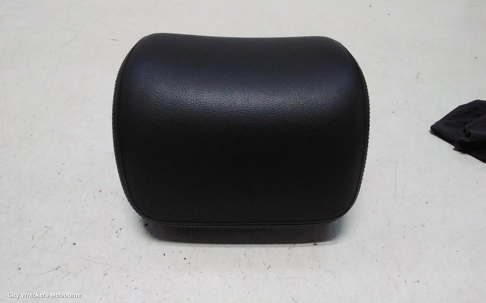 VOLKSWAGEN GOLF HEADREST, RH REAR, GEN 6, 10/2008 - 12/2015