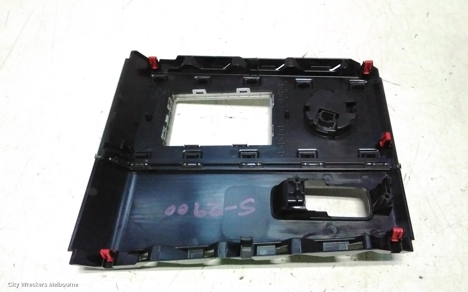 MITSUBISHI OUTLANDER, ZM, DRIVE MODE SWITCH, 4WD, 08/2021 ONWARDS, WITH  SUROUND: 148431