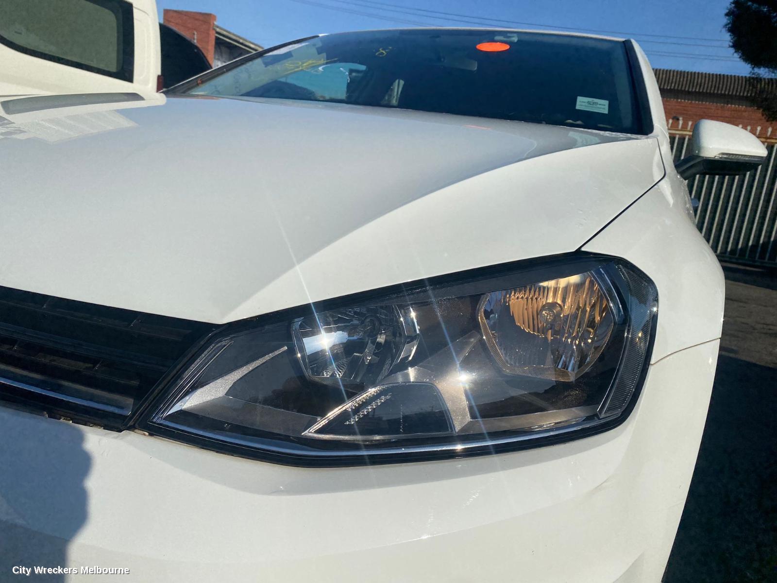 VOLKSWAGEN GOLF LEFT GUARD LINER, GEN 7, FRONT, 11/2012 - 08/2020