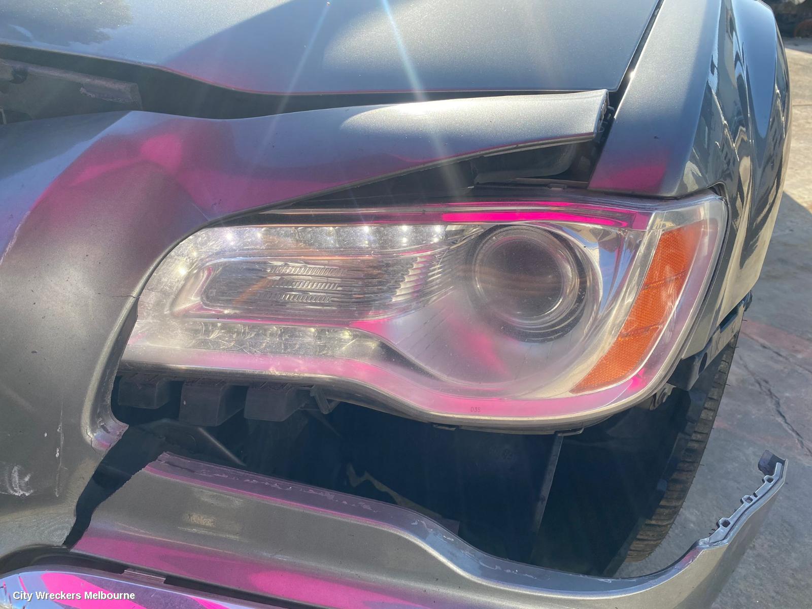 CHRYSLER 300C LEFT TAILLIGHT, LX2, 05/2012 - 12/2014
