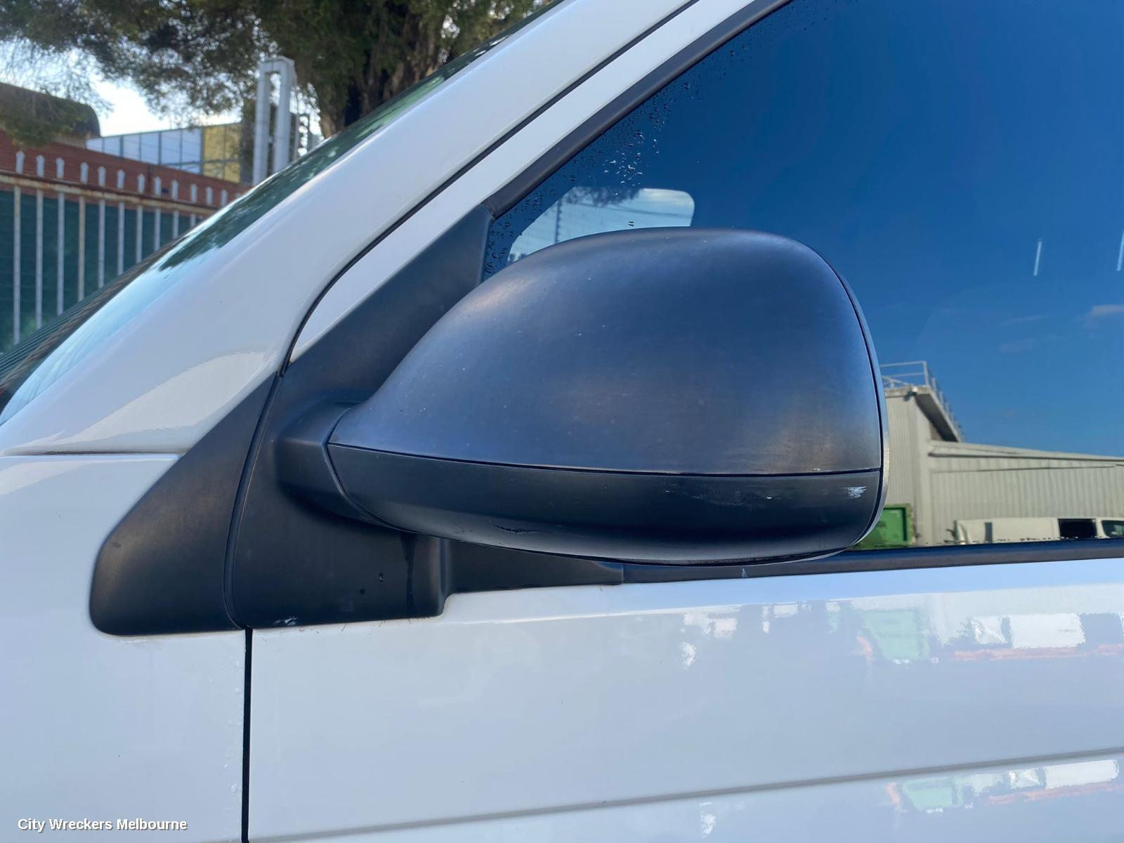 VOLKSWAGEN TRANSPORTER RIGHT GUARD, T5, 08/2004 - 06/2015