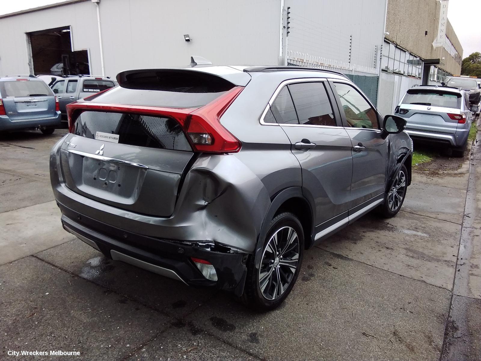 SUZUKI SX4 LEFT TAILLIGHT, HATCH, 02/2007 - 01/2014