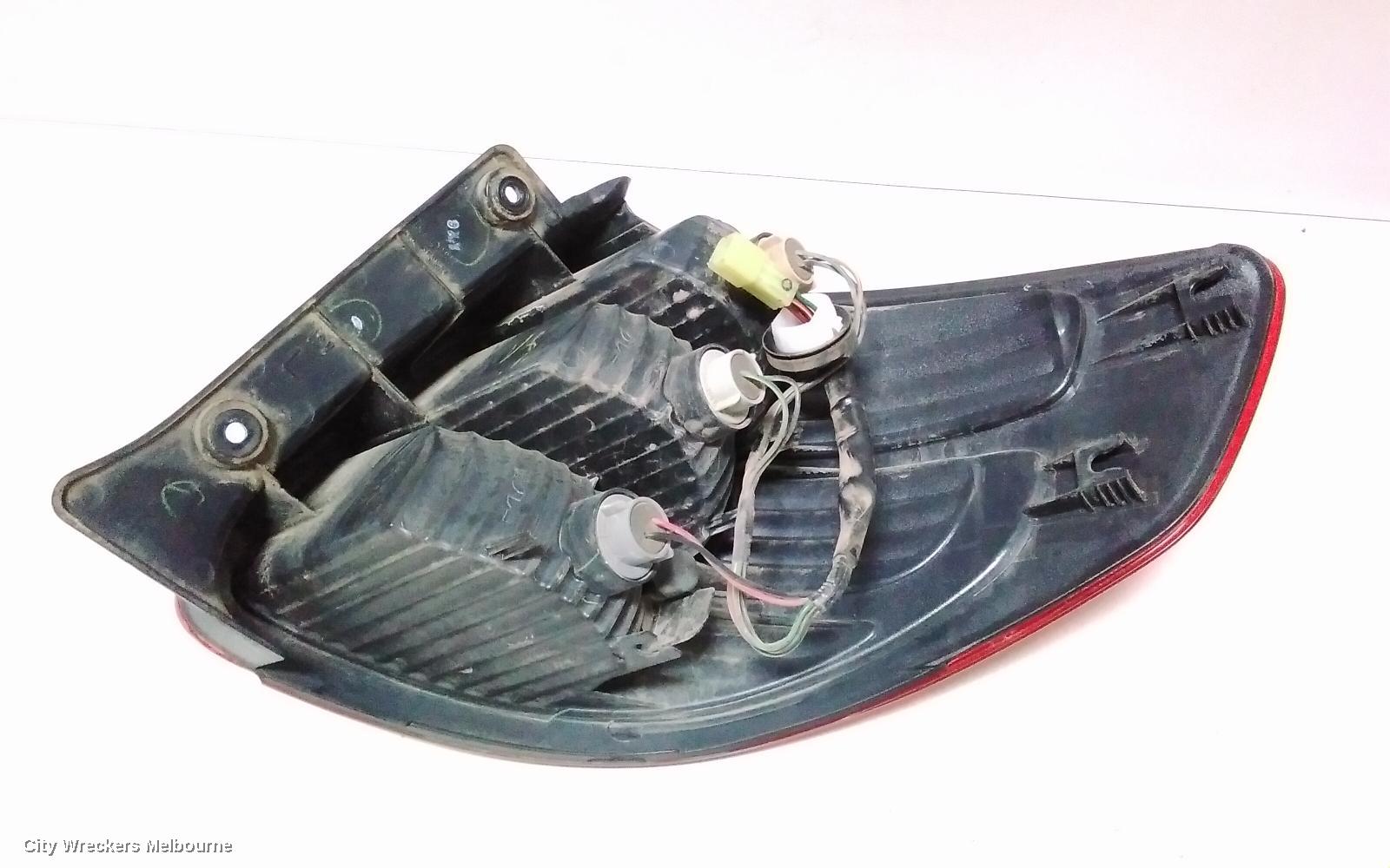 SUZUKI SX4 LEFT TAILLIGHT, HATCH, 02/2007 - 01/2014