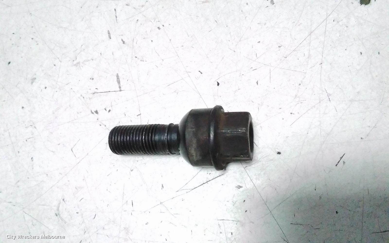 PORSCHE CAYENNE, 92A, 07/2010 - 04/2018, SET OF 20X WHEEL NUTS + SECURITY NUT ~ : 148573