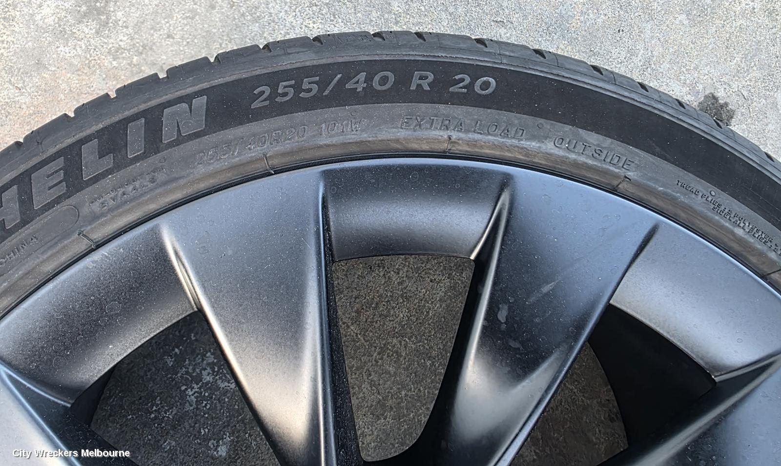 TESLA MODEL Y WHEEL MAG, 1ST GEN, FACTORY, 20X9.5IN, INDUCTION, 10 SINGLE SPOKE, MATTE BLACK, 03/2022 - 02/2025