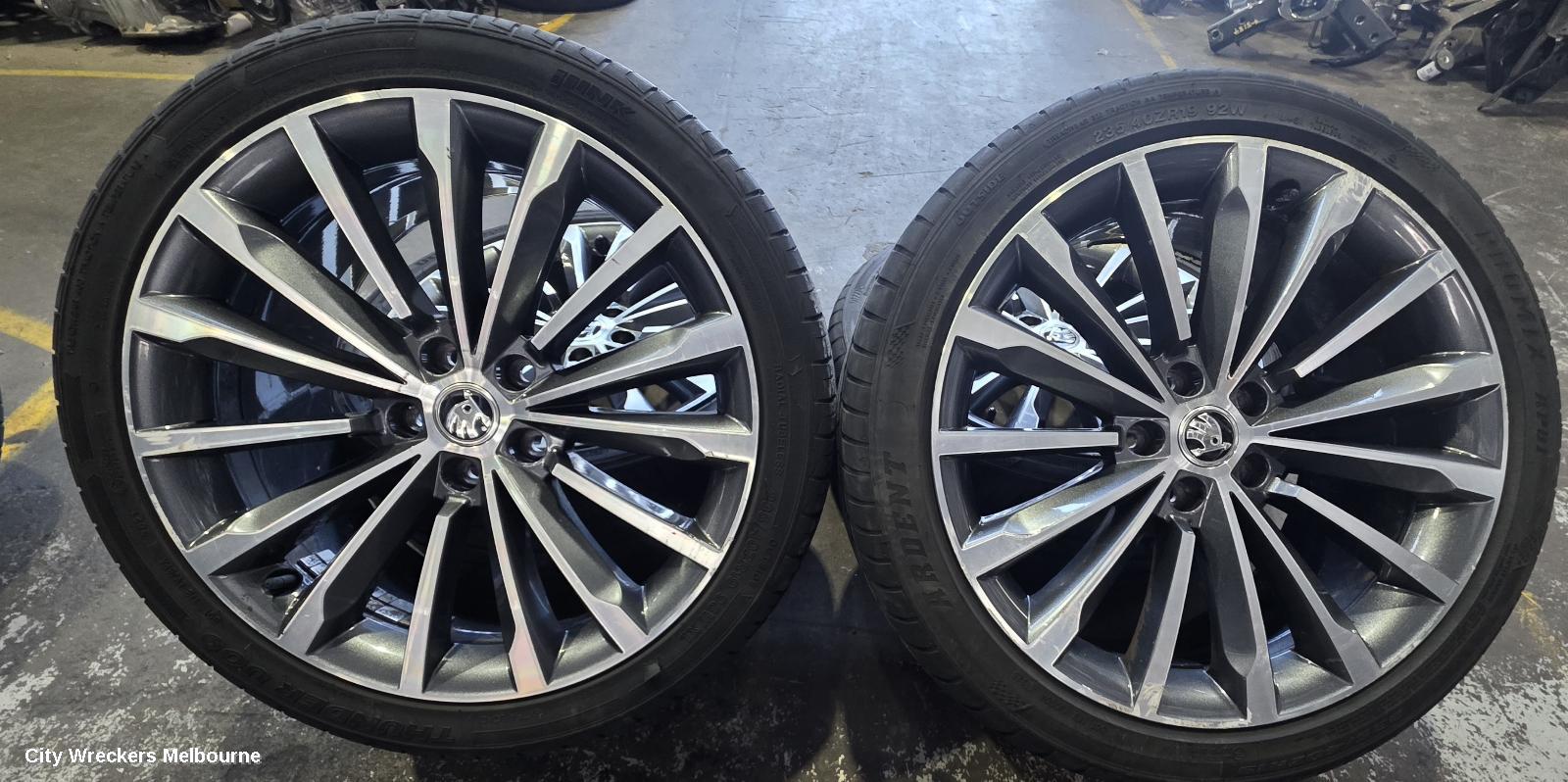 SKODA OCTAVIA WHEEL MAG, NX, FACTORY, 19X7.5IN, TRINITY, MULTI SPOKE, BI-COLOUR, 10/2020 - 05/2024