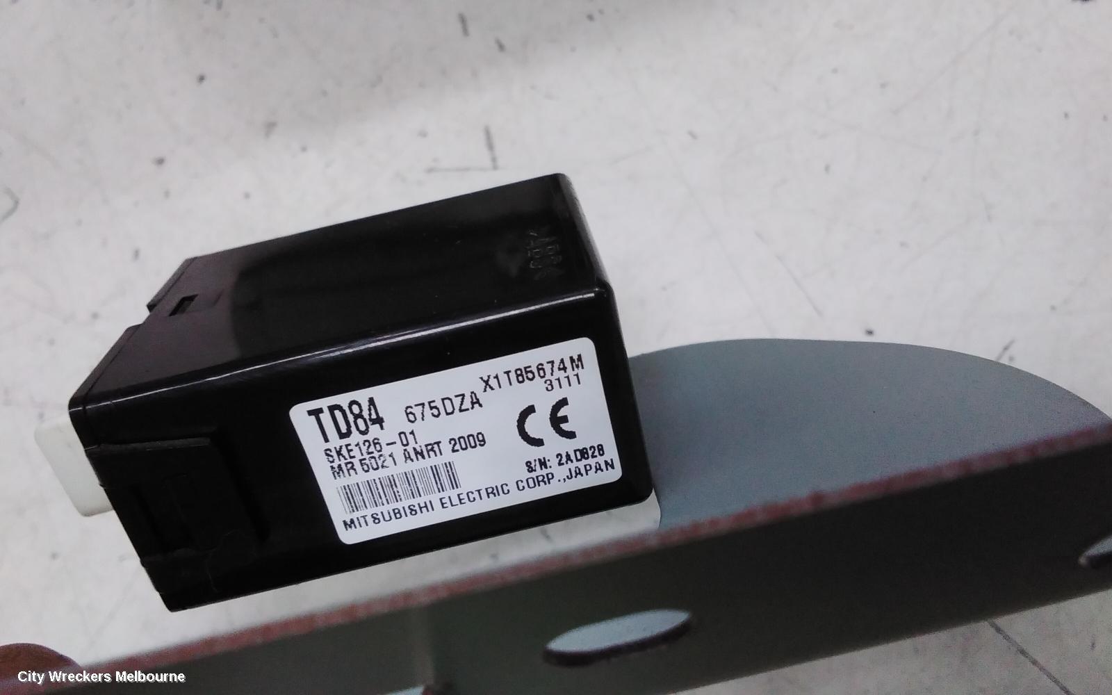 MAZDA CX9 RADIO/CD/DVD/SAT/TV, DISPLAY UNIT, 5.8IN NON SAT NAV TYPE, 10/2012 - 12/2015