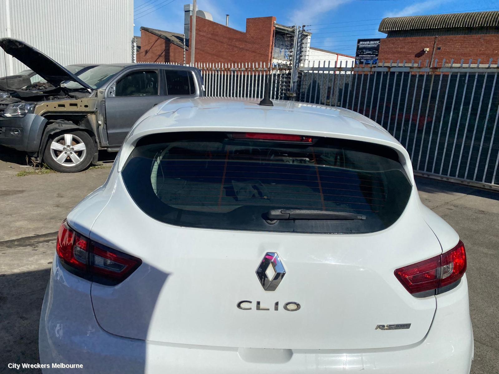 RENAULT CLIO LEFT FRONT DOOR, X98, 09/2013 - 10/2019