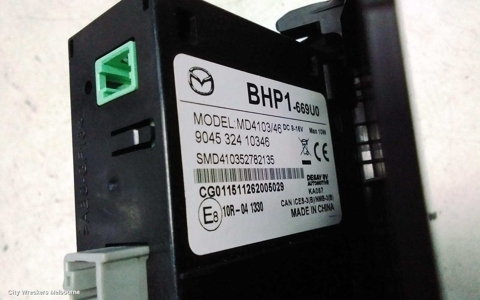 MAZDA 3, BN, 05/2016 - 02/2019, MAZDA 3 AUXILIARY USP PORT  ~ 904532410346: 148899