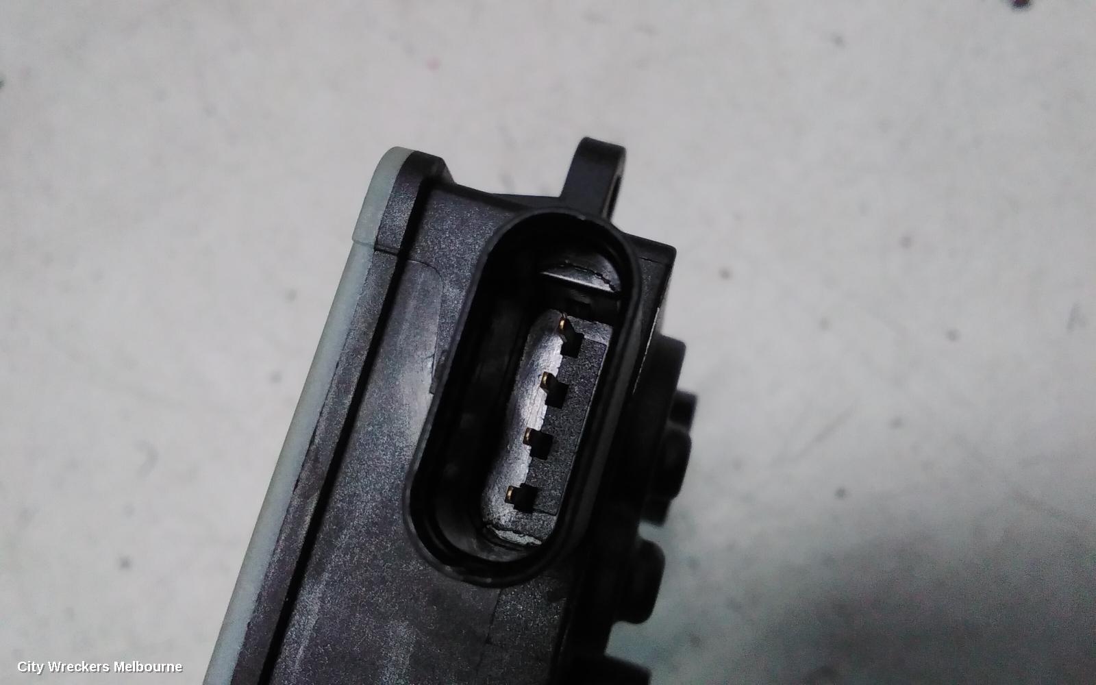 JAECOO J5 FUEL DOOR / FILLER, 1ST GEN, 08/2025 ONWARDS