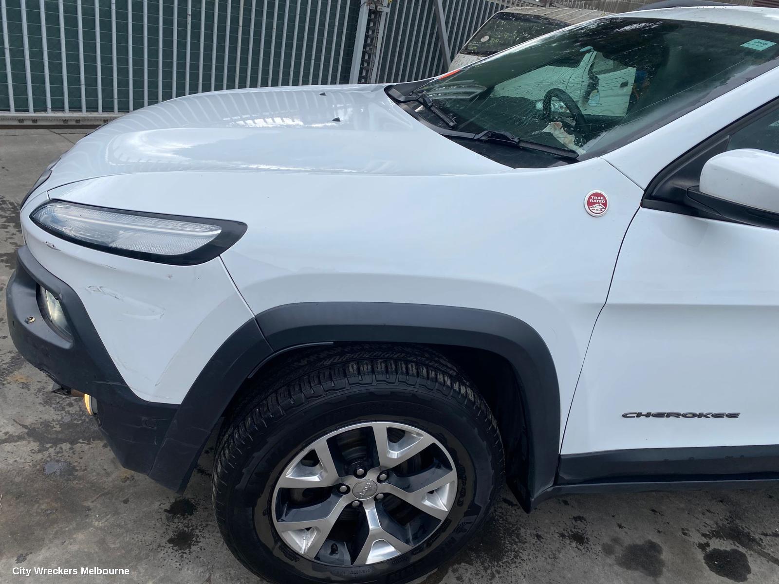 JEEP CHEROKEE LEFT GUARD, KL, 02/2014 - 03/2018