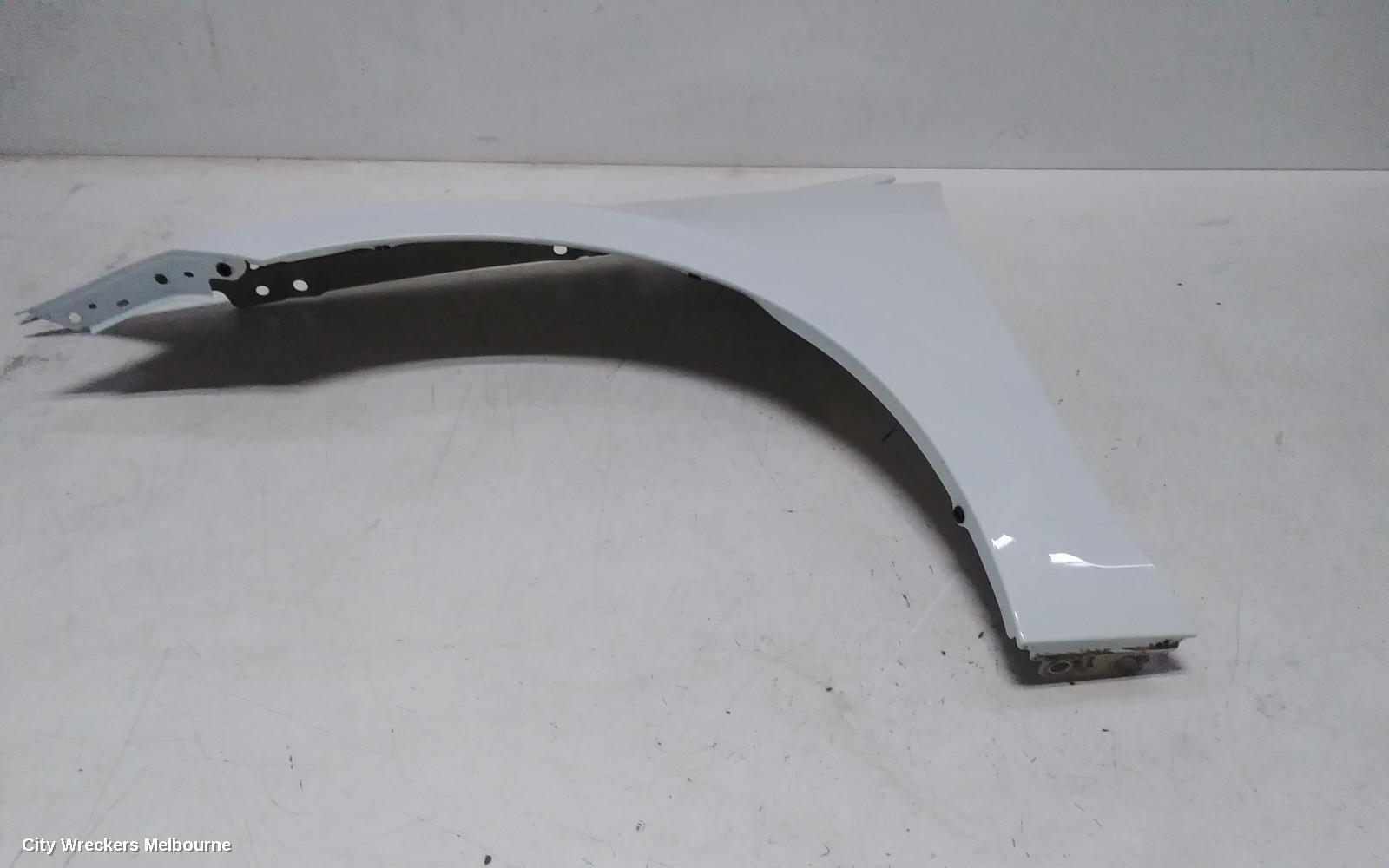 VOLKSWAGEN GOLF LEFT GUARD, GEN 7, 03/2017 - 08/2020