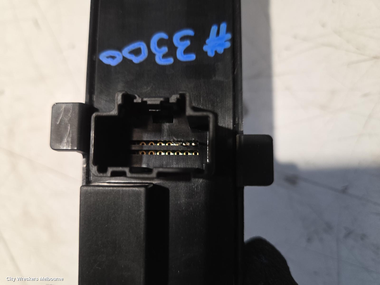 RAM 1500, DS, 01/2016 - 12/2023, DASHBOARD INSTRUMENT PANEL CENTER CONTROL P68247621AA: 149197