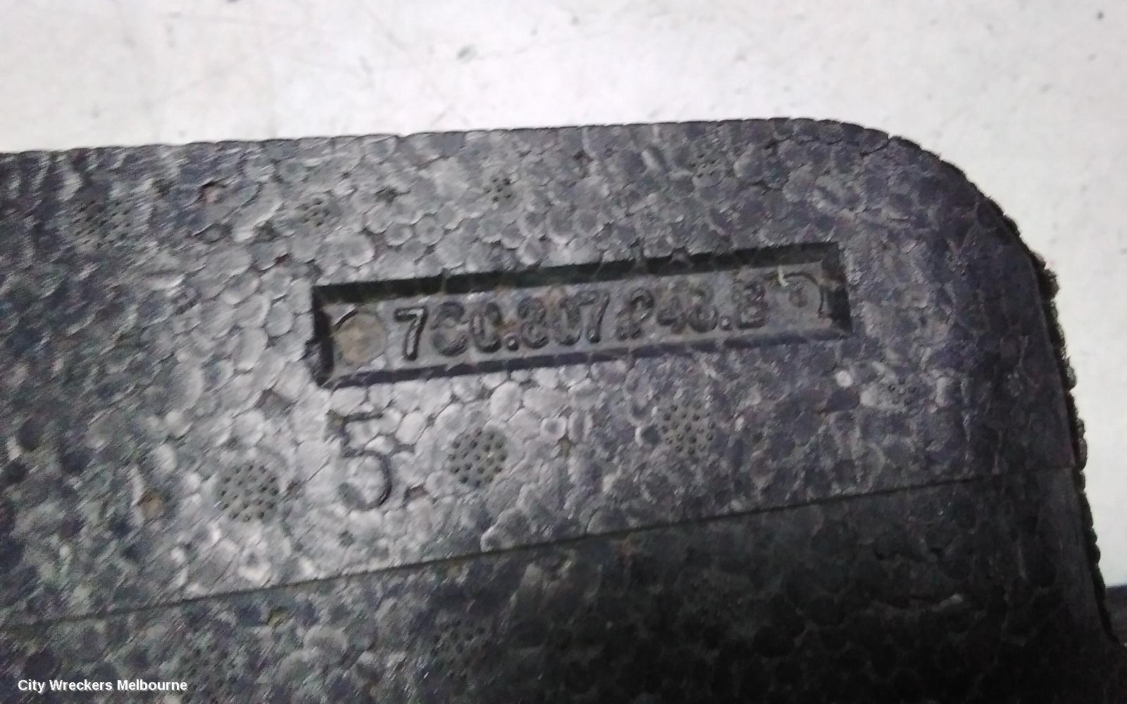 VOLKSWAGEN CRAFTER F/BAR REINFORC/BRACK, ENERGY ABSORBER, SY1, 08/2017 ONWARDS