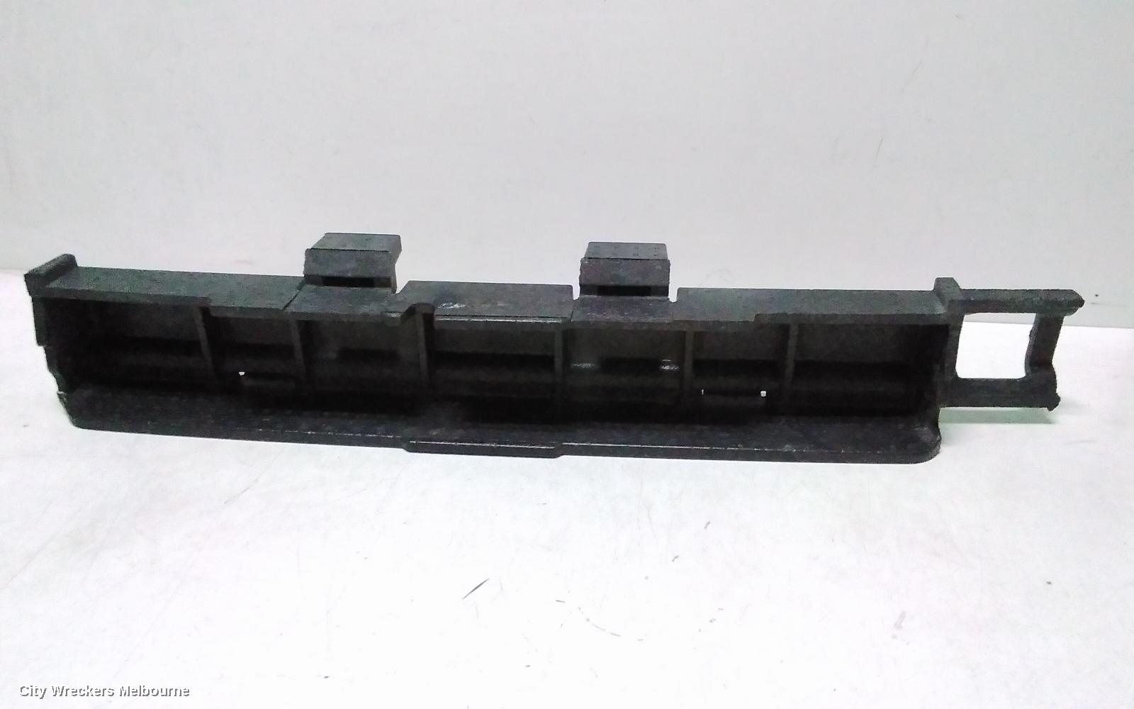 VOLKSWAGEN CRAFTER F/BAR REINFORC/BRACK, ENERGY ABSORBER, SY1, 08/2017 ONWARDS