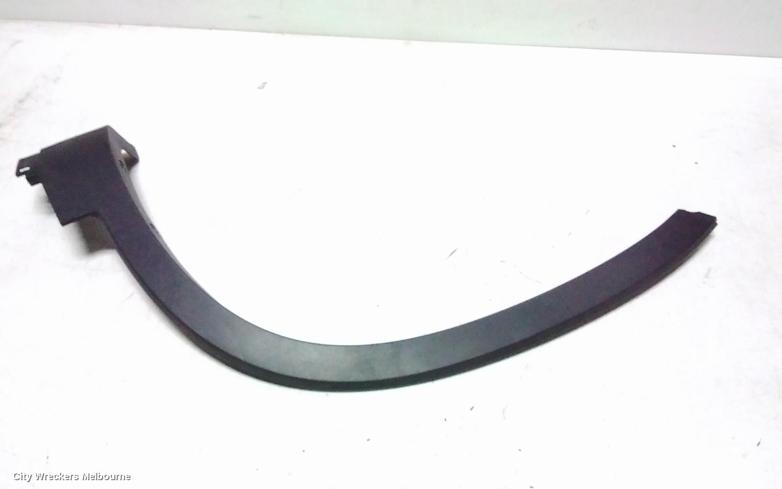 KIA SORENTO WHEEL ARCH FLARE, LH FRONT, XM, 10/2009 - 12/2014